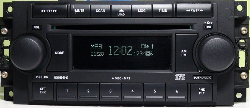 Dodge Caliber Cd-Player Dodge P05064067AE Stereo mit Radio Code